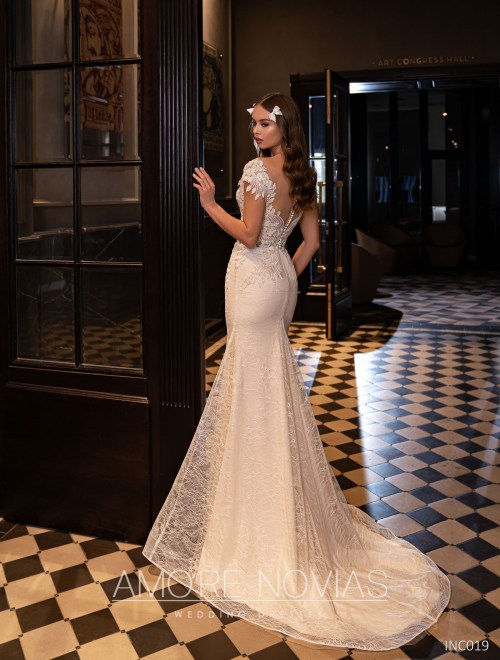 https://amore-novias.com/images/stories/virtuemart/product/INC019       (3).jpg